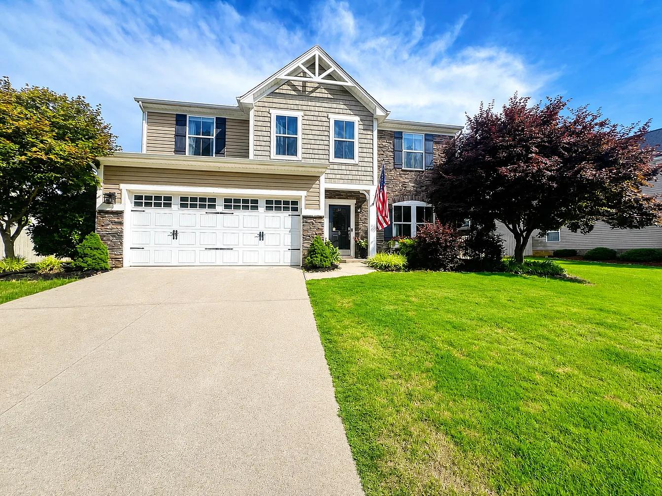 Property main image