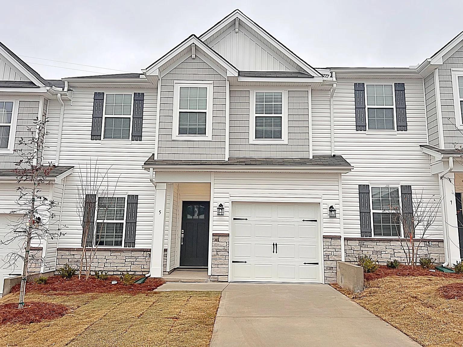 5 Vine House Drive - 1